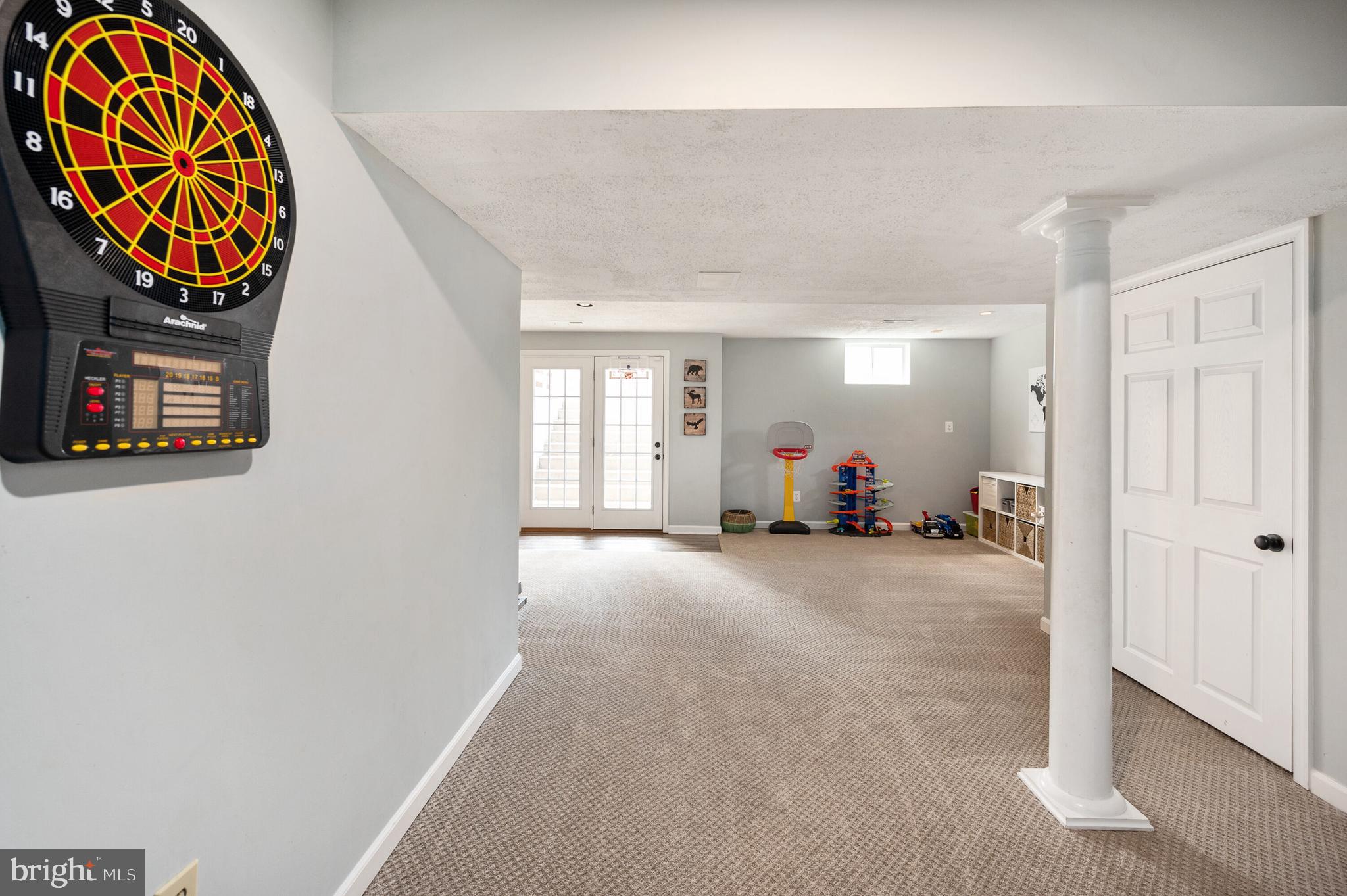 CAVALRY RIDGE - Residential