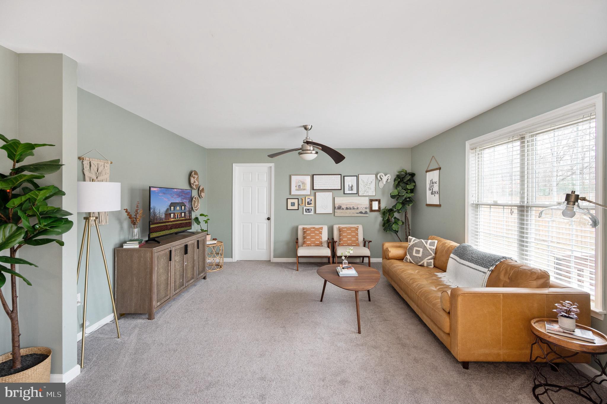 CAVALRY RIDGE - Residential