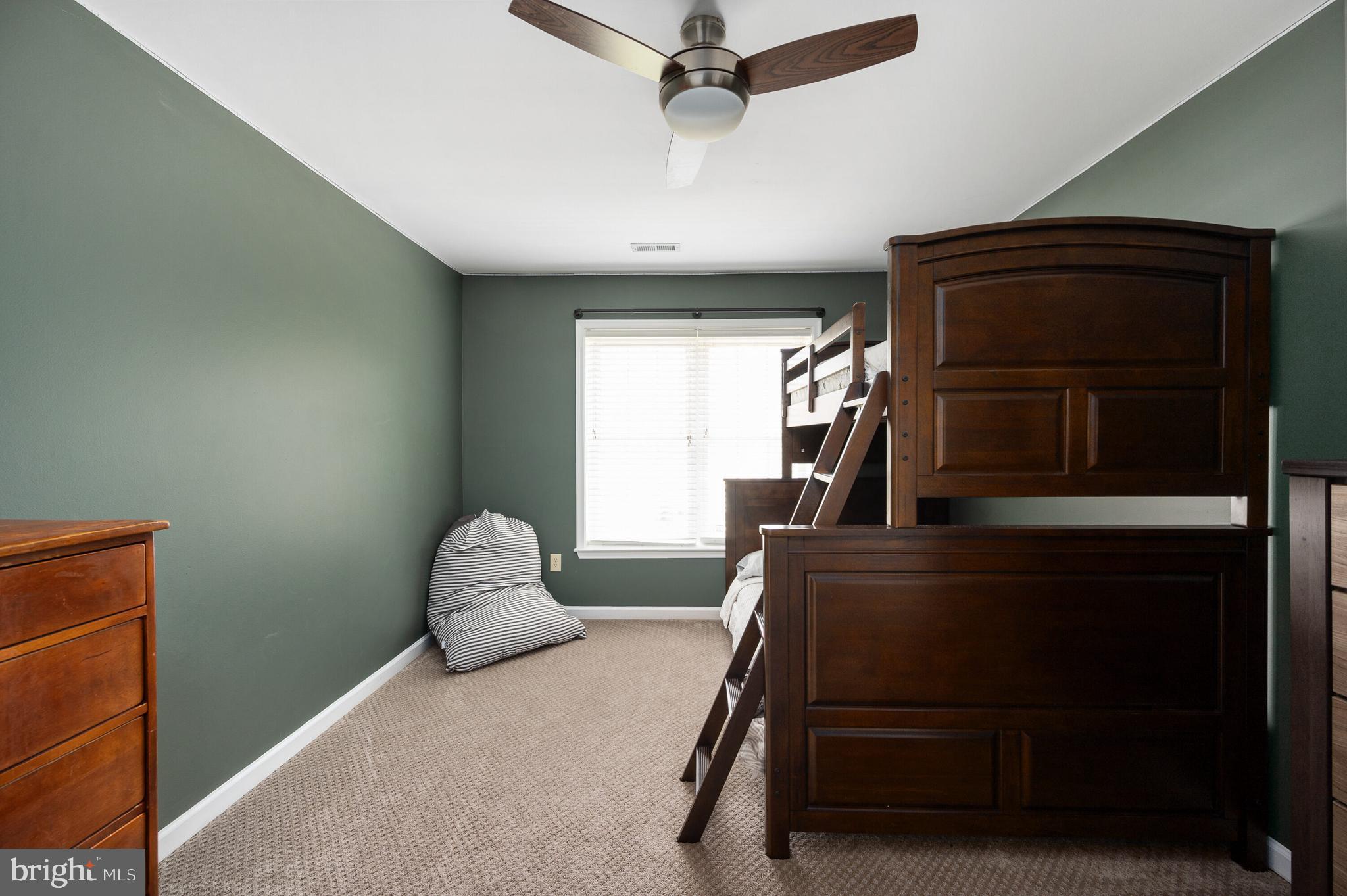 CAVALRY RIDGE - Residential