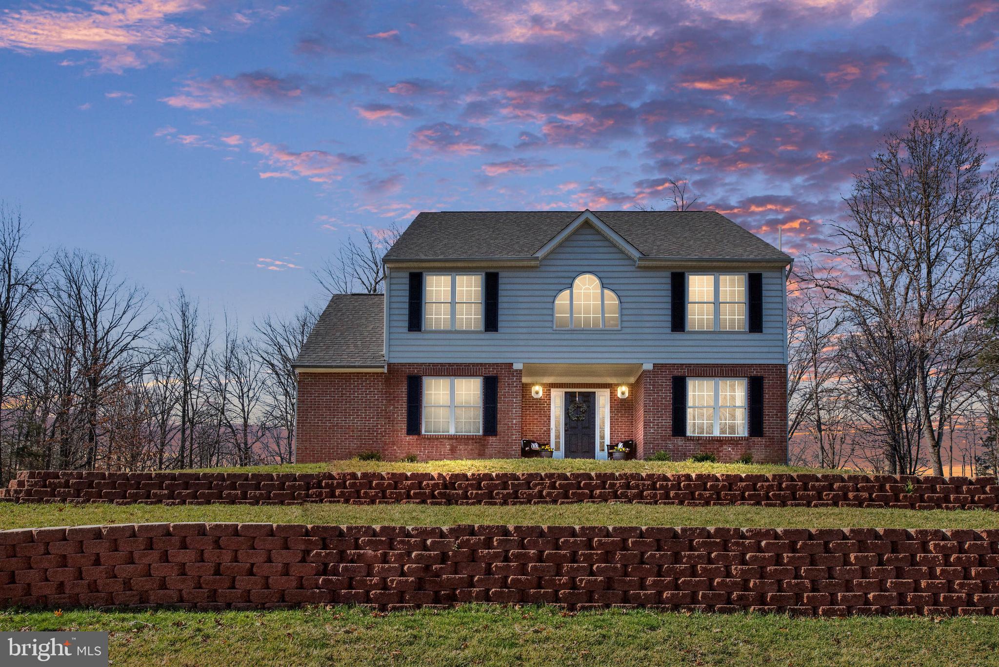 CAVALRY RIDGE - Residential