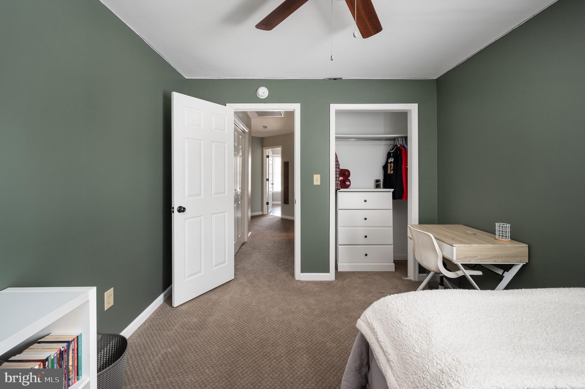 CAVALRY RIDGE - Residential