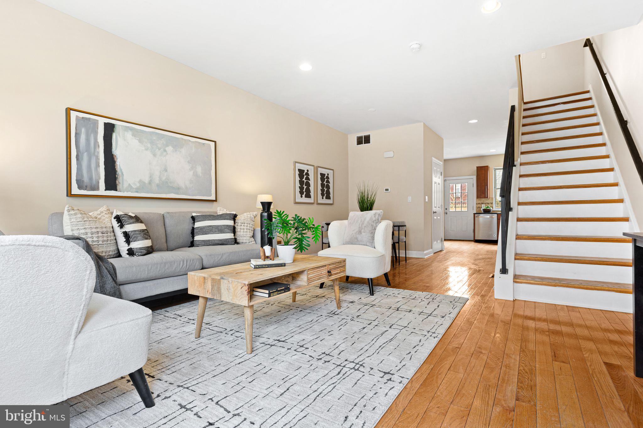 POINT BREEZE - Residential