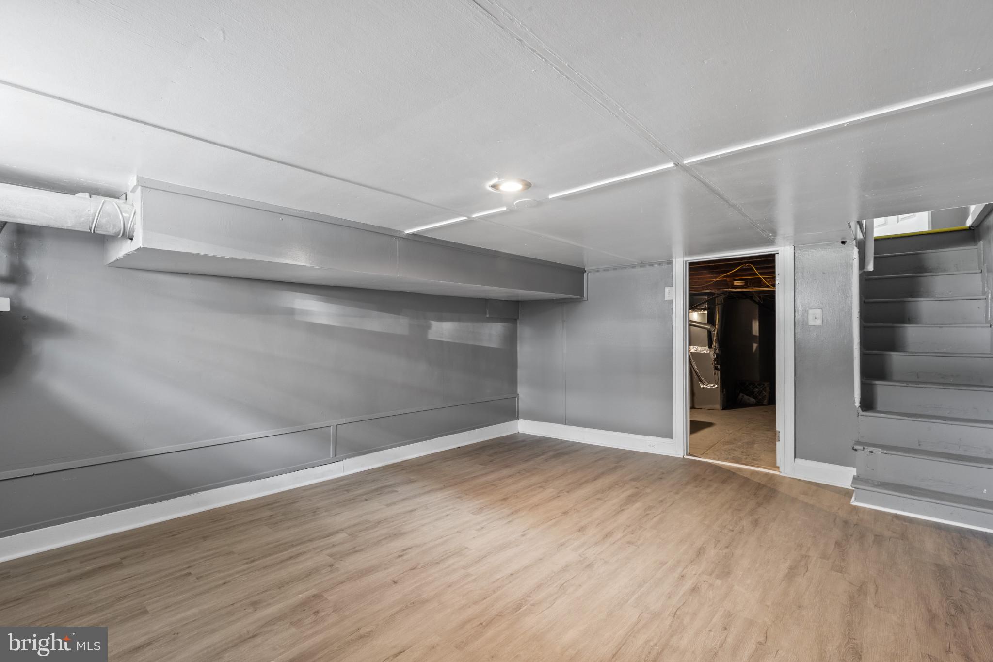 MADISON EASTEND - Residential