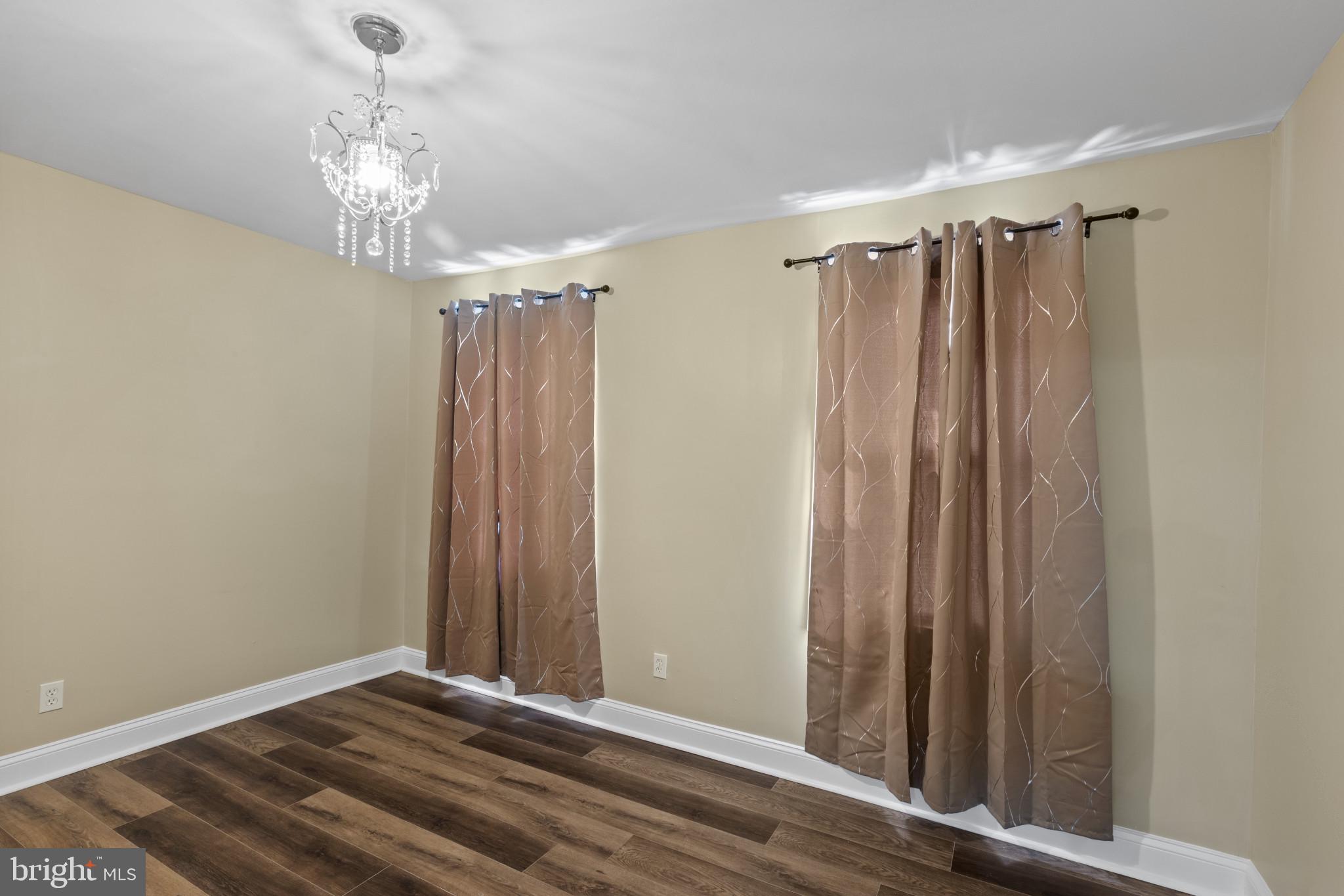 MADISON EASTEND - Residential