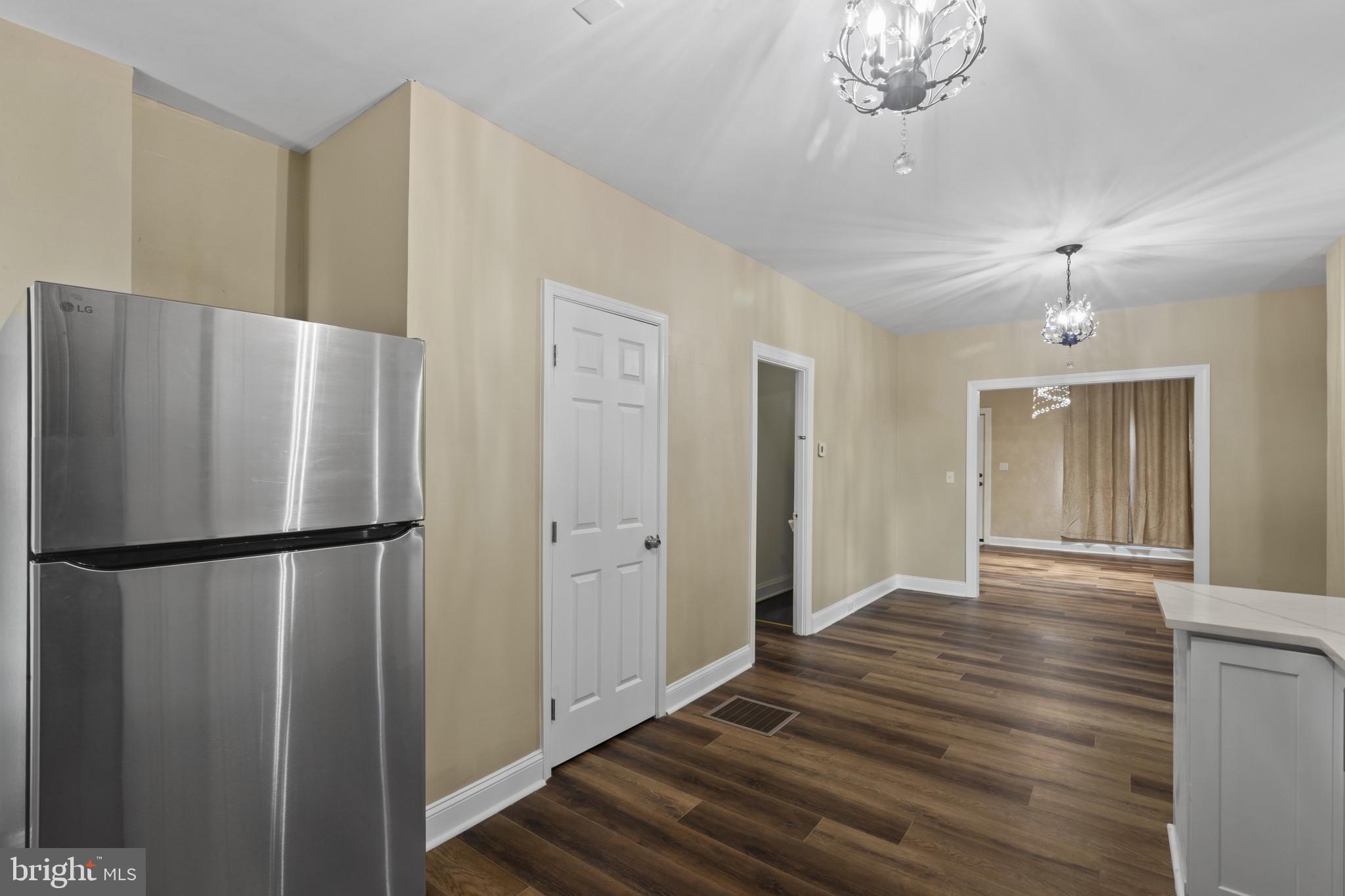 MADISON EASTEND - Residential