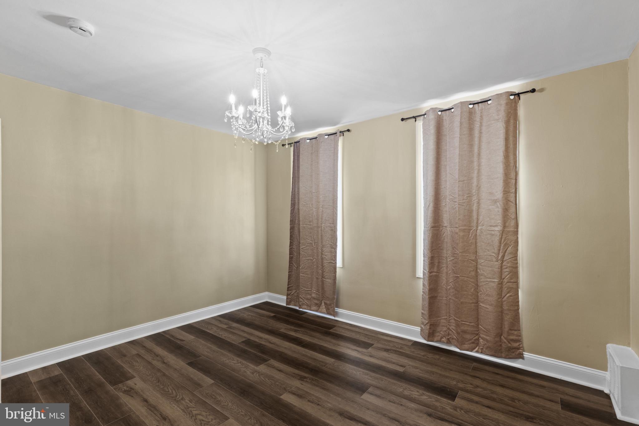 MADISON EASTEND - Residential