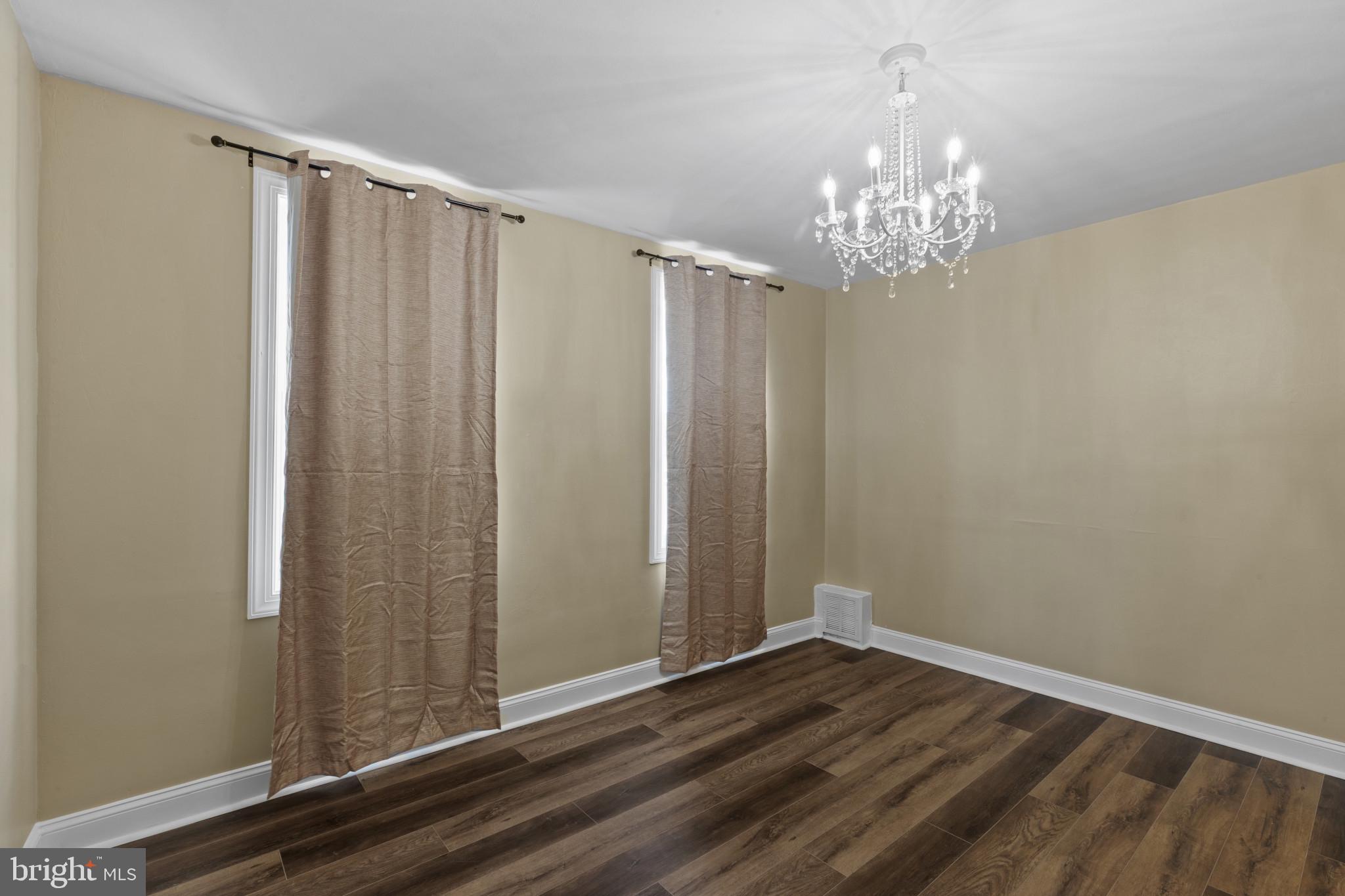 MADISON EASTEND - Residential