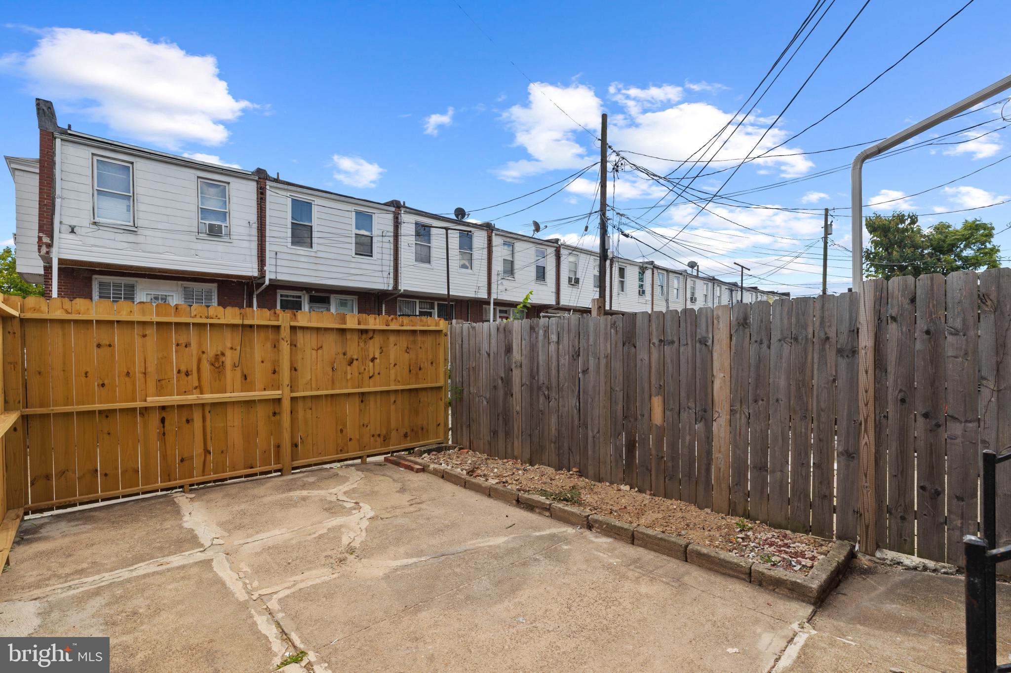 MADISON EASTEND - Residential