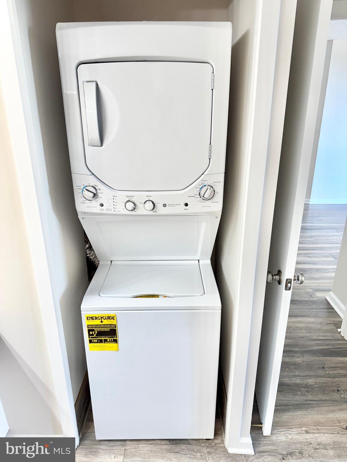 SKYLINE SQUARE CONDO - Residential