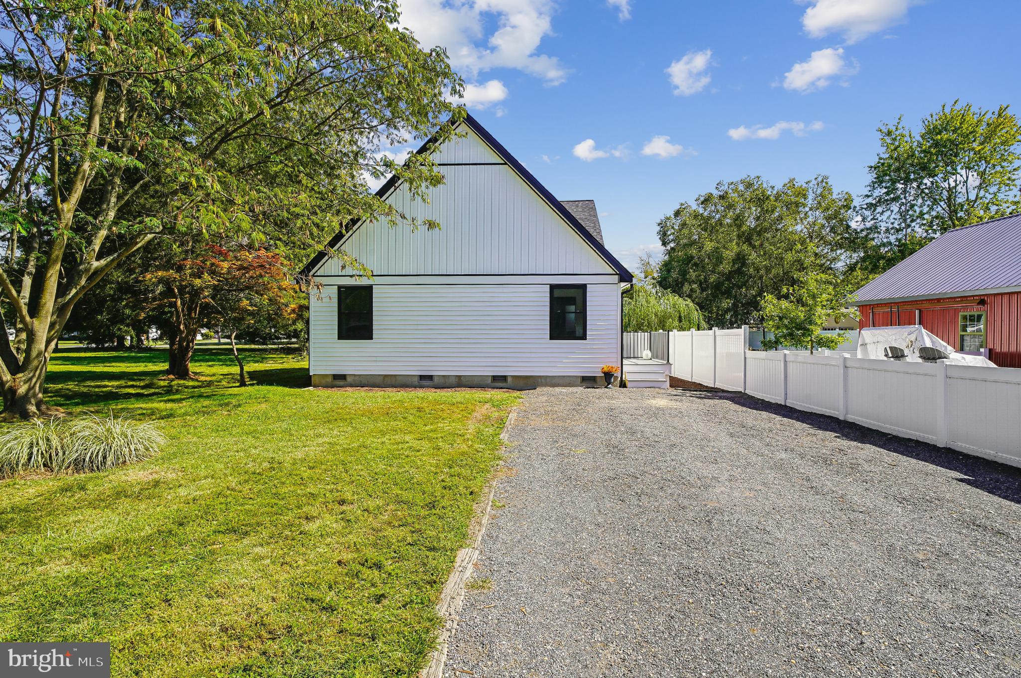 ROMANCOKE ON THE BAY - Residential