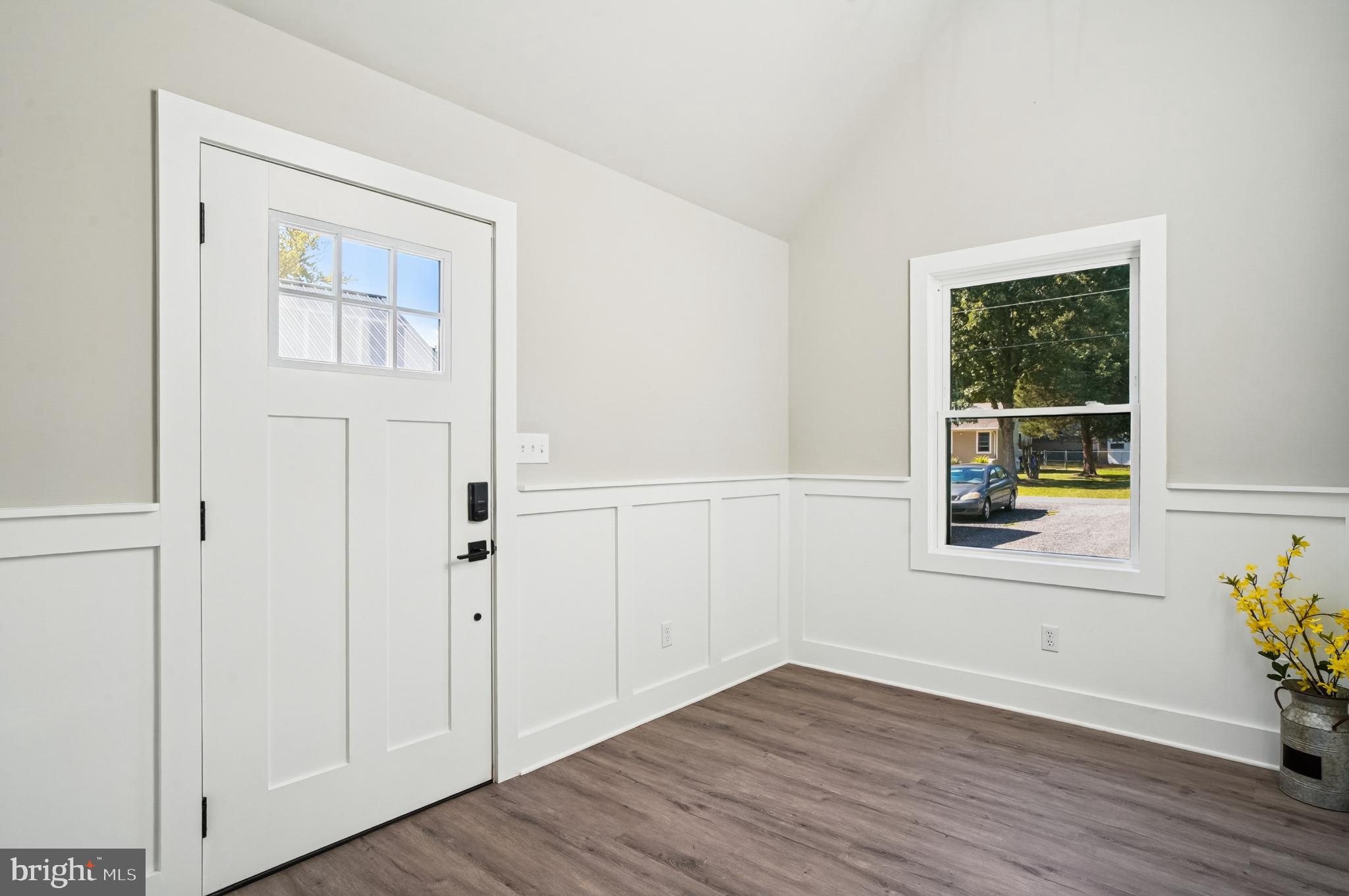 ROMANCOKE ON THE BAY - Residential