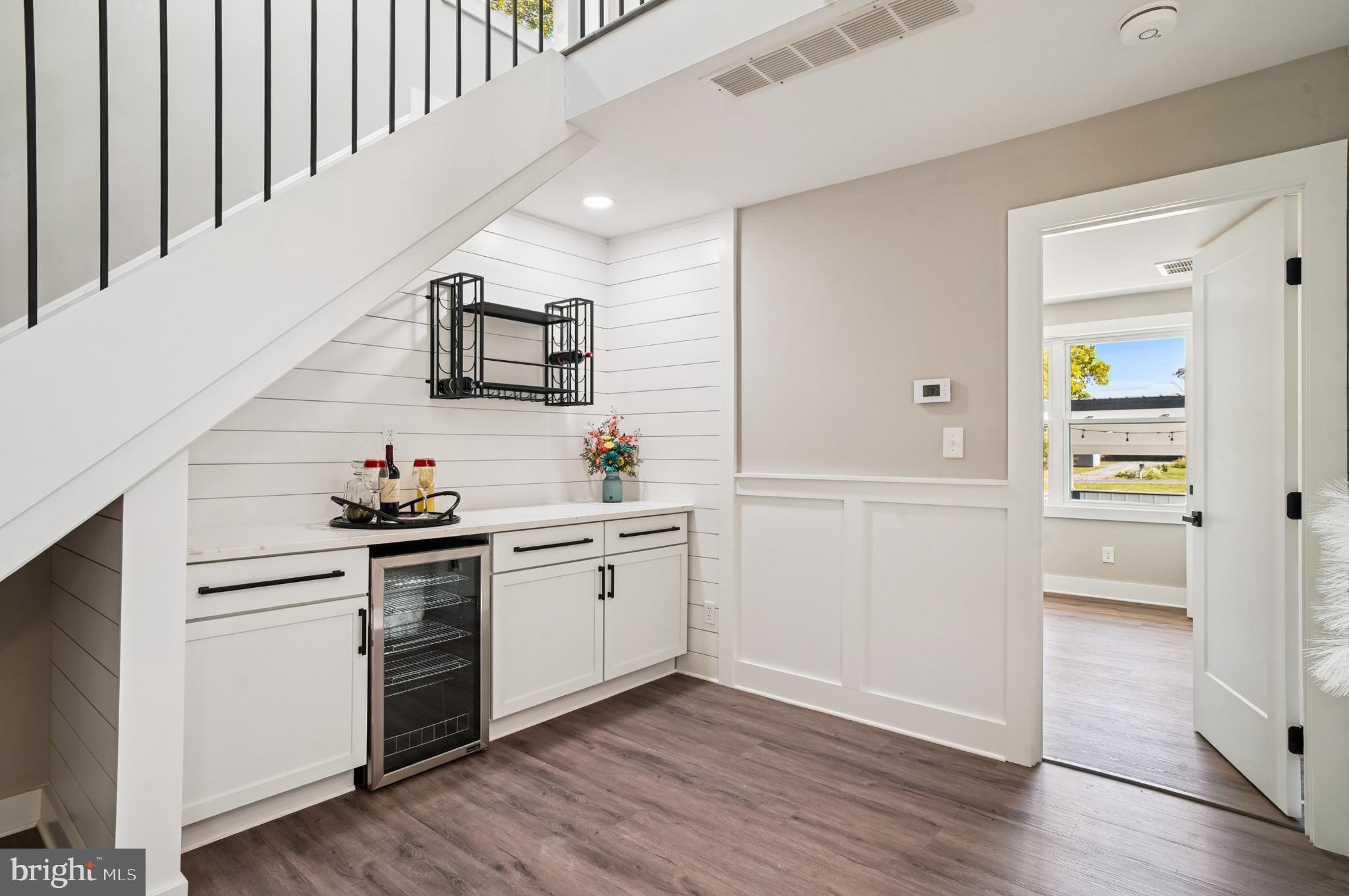 ROMANCOKE ON THE BAY - Residential