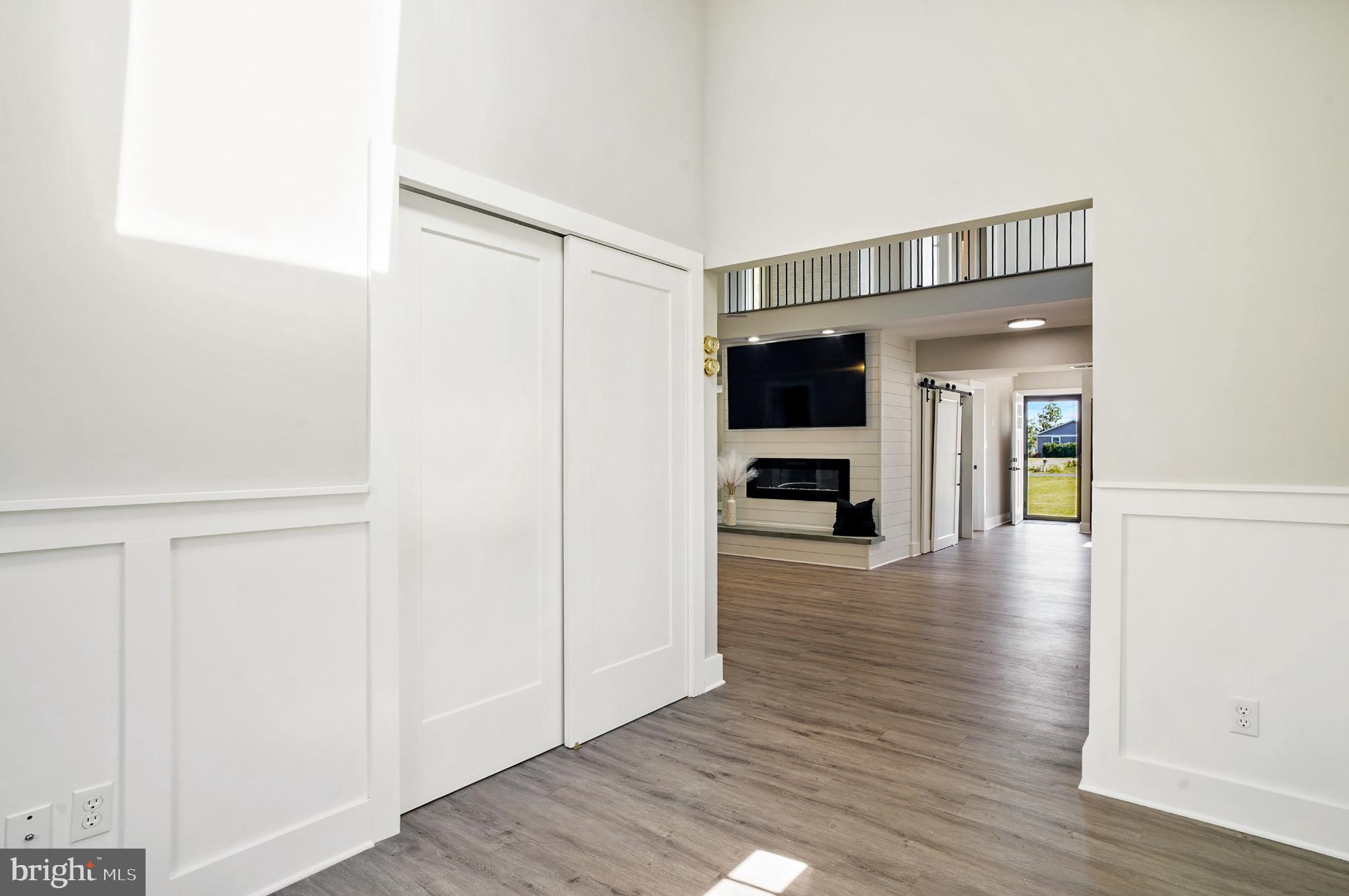 ROMANCOKE ON THE BAY - Residential