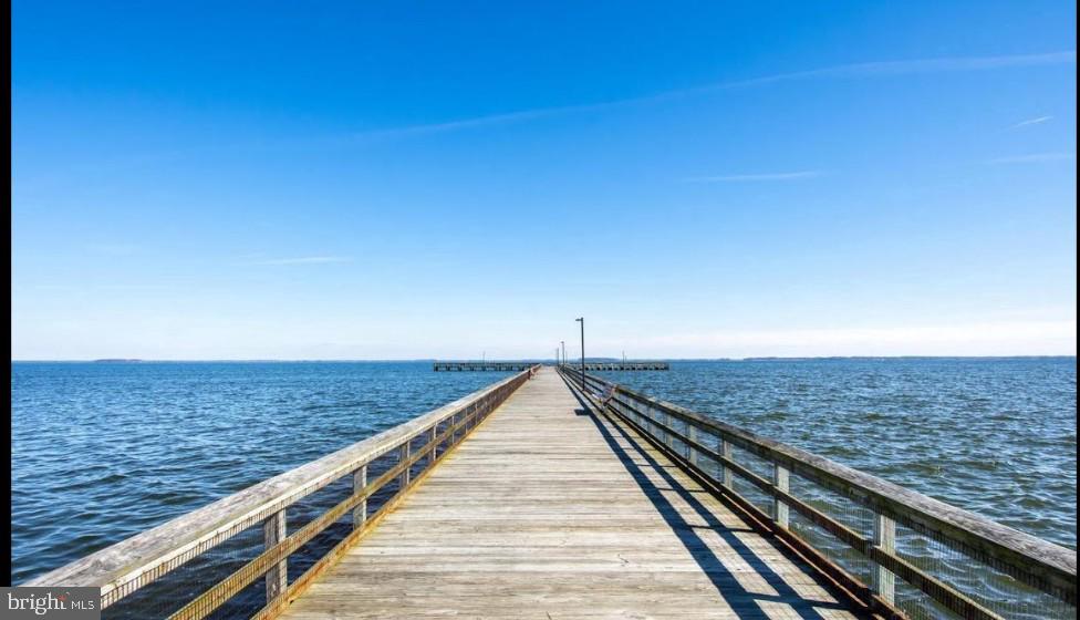 ROMANCOKE ON THE BAY - Residential