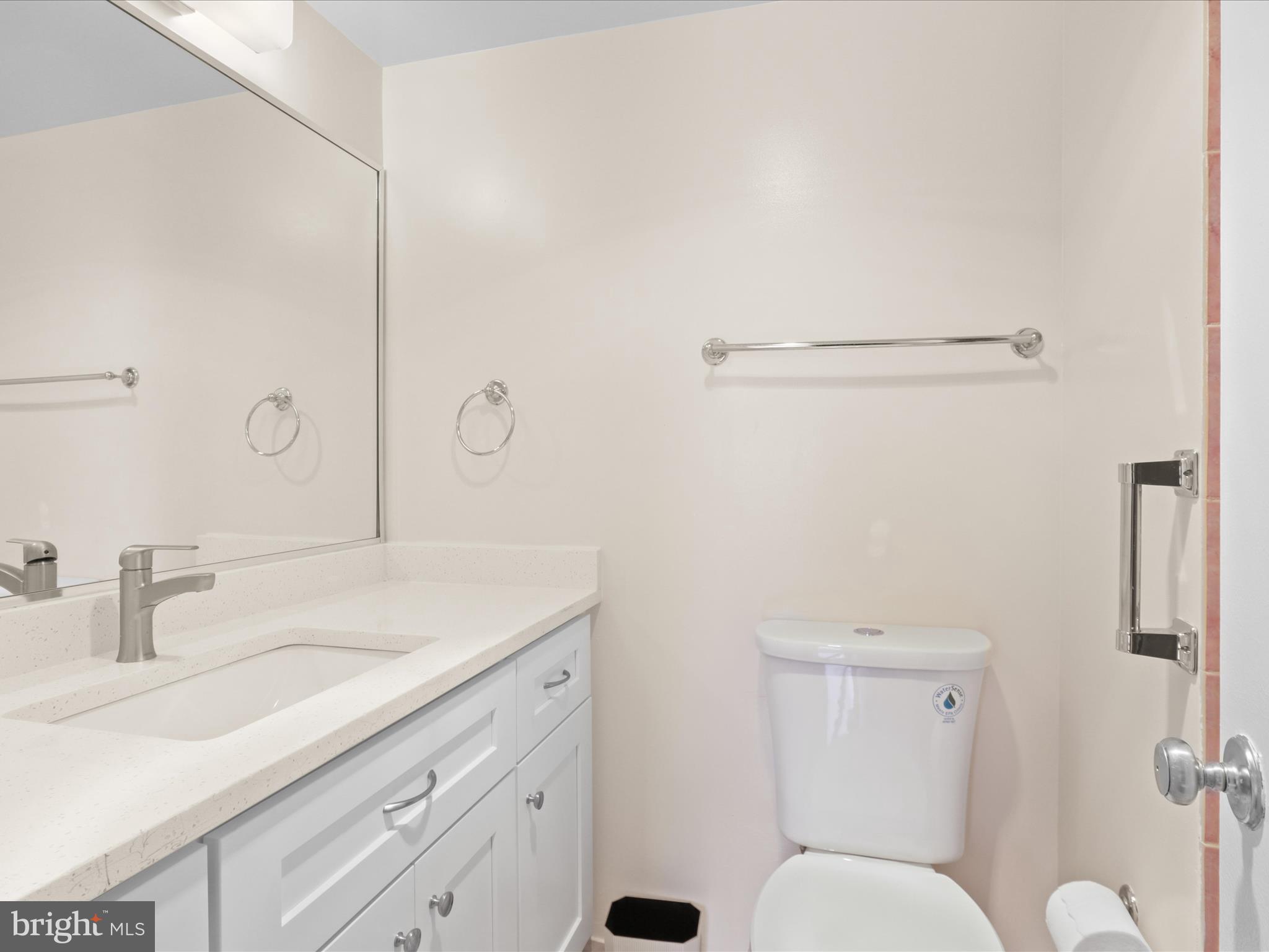 ROTONDA - Residential Lease