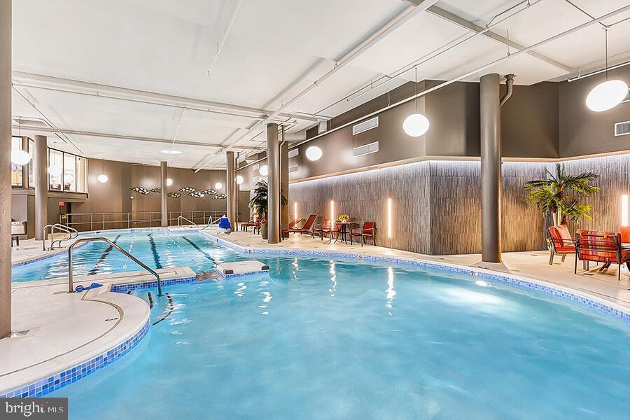 ROTONDA - Residential Lease