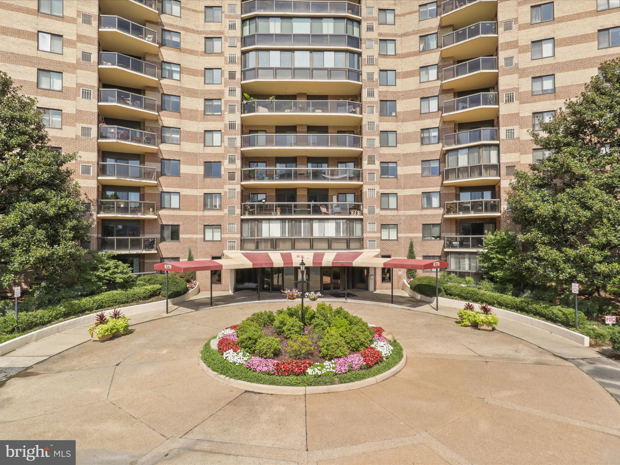 ROTONDA - Residential Lease