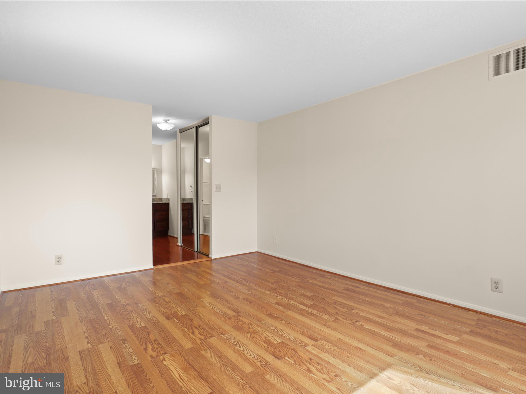 ROTONDA - Residential Lease