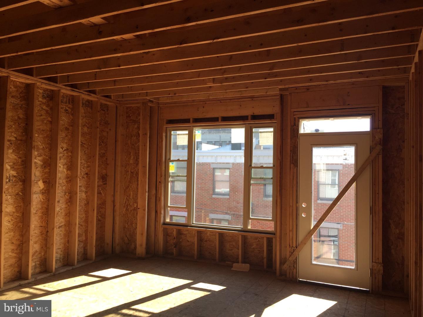 ART MUSEUM AREA - Residential Income