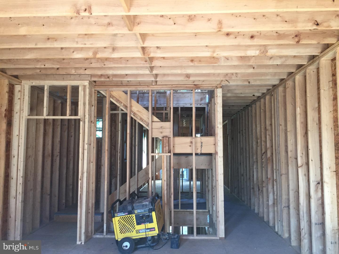 ART MUSEUM AREA - Residential Income