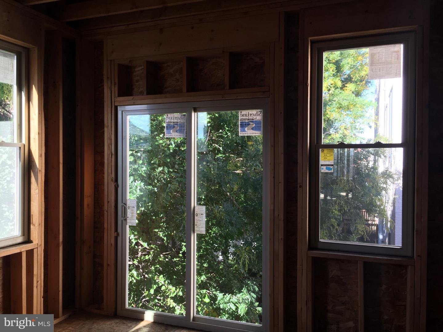 ART MUSEUM AREA - Residential Income