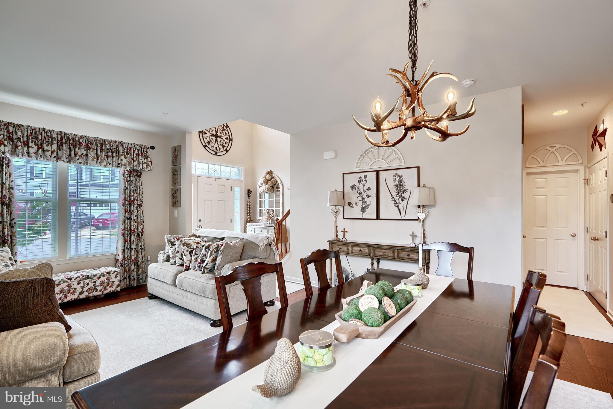 CLEMENTS POINTE - Residential