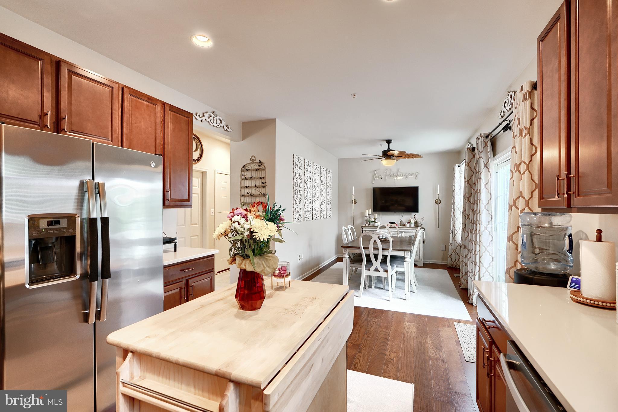 CLEMENTS POINTE - Residential