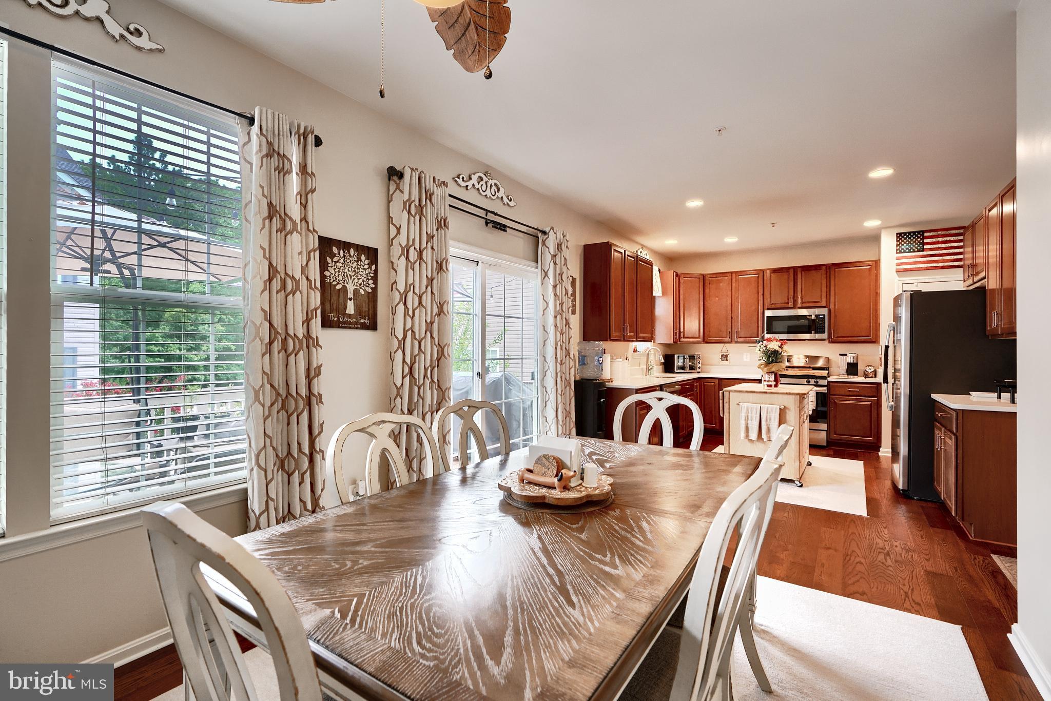 CLEMENTS POINTE - Residential