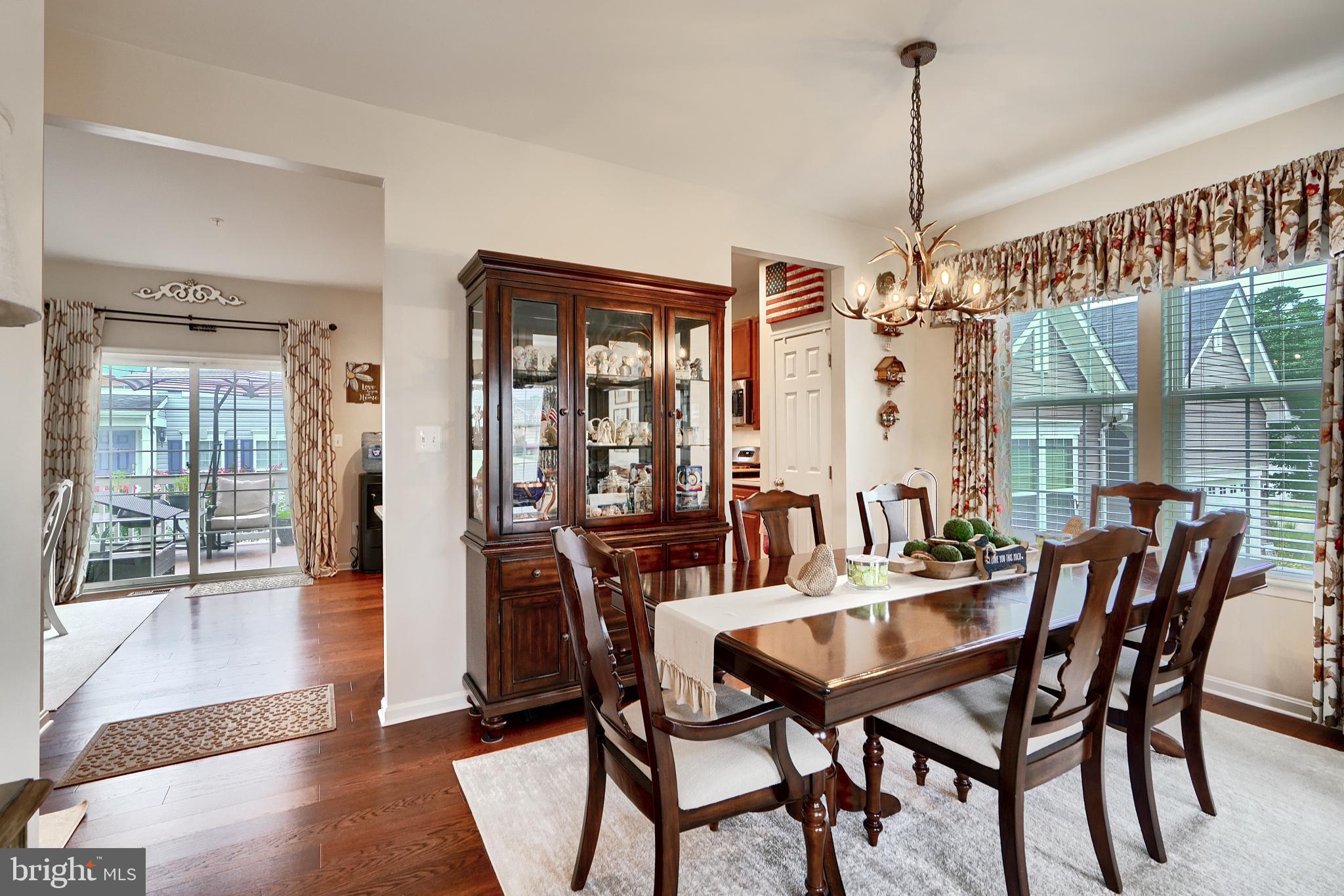 CLEMENTS POINTE - Residential