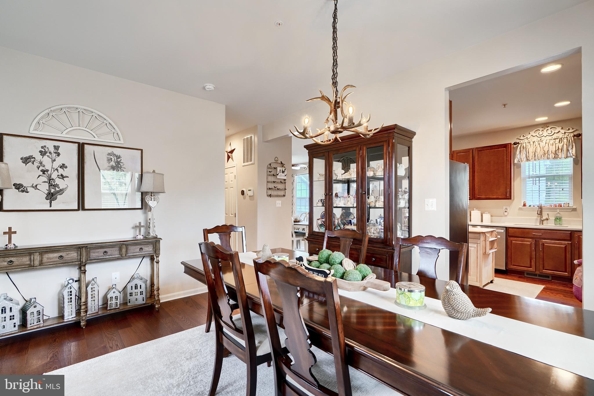 CLEMENTS POINTE - Residential