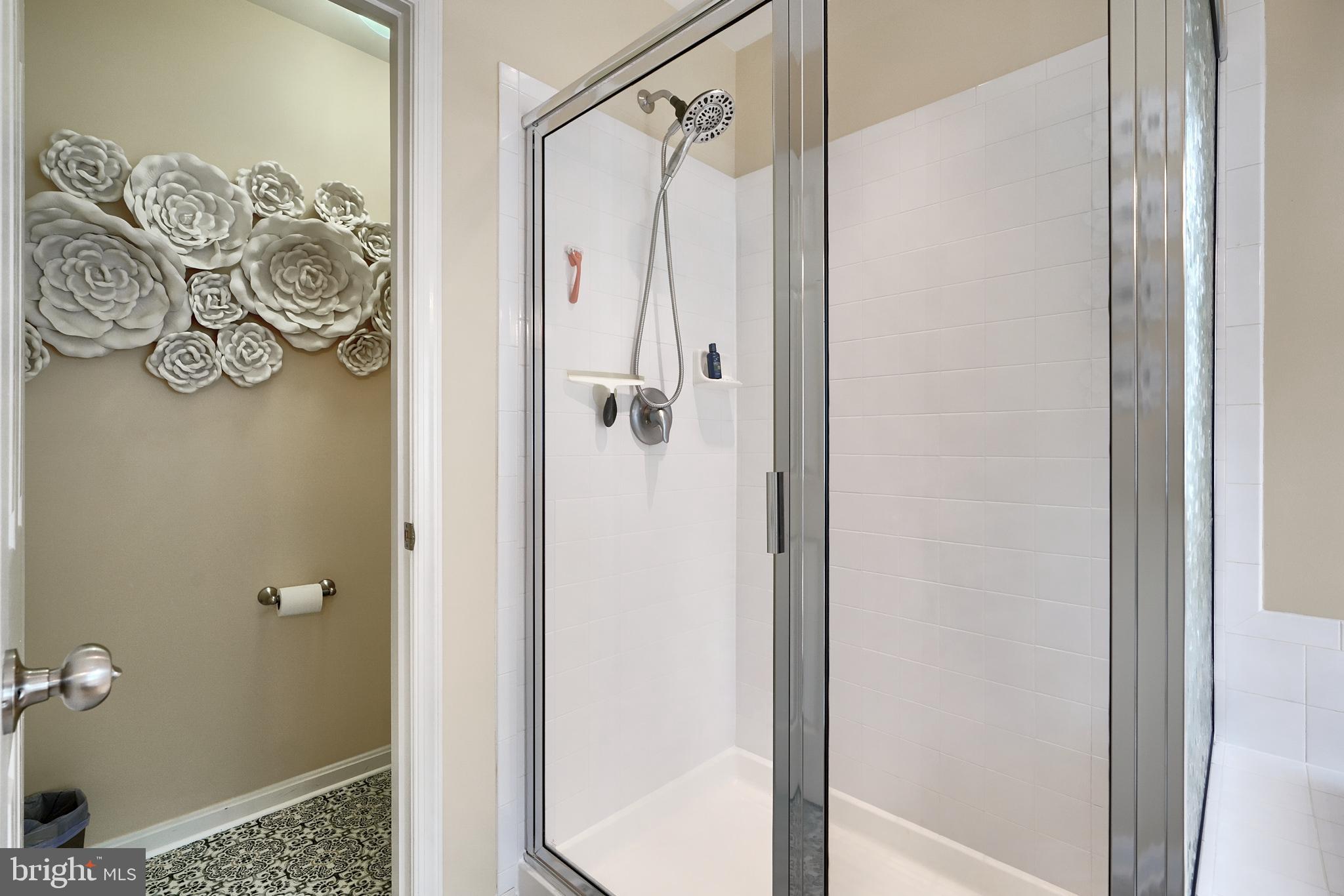 CLEMENTS POINTE - Residential