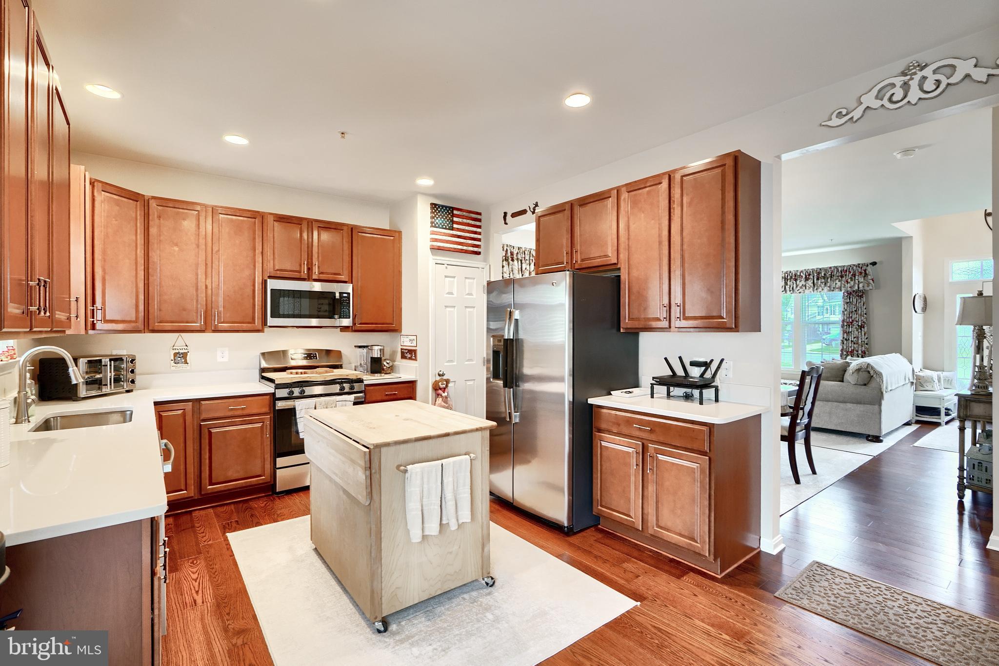 CLEMENTS POINTE - Residential