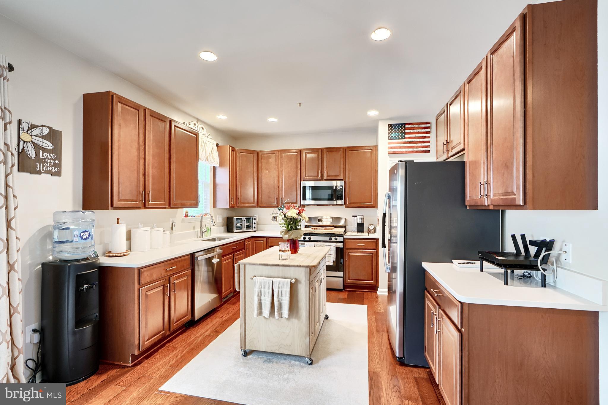 CLEMENTS POINTE - Residential