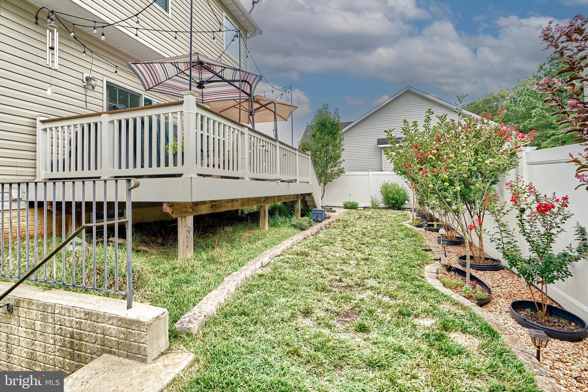 CLEMENTS POINTE - Residential