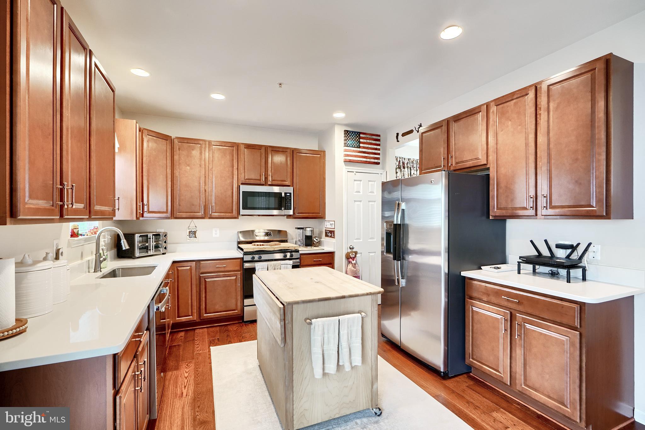 CLEMENTS POINTE - Residential