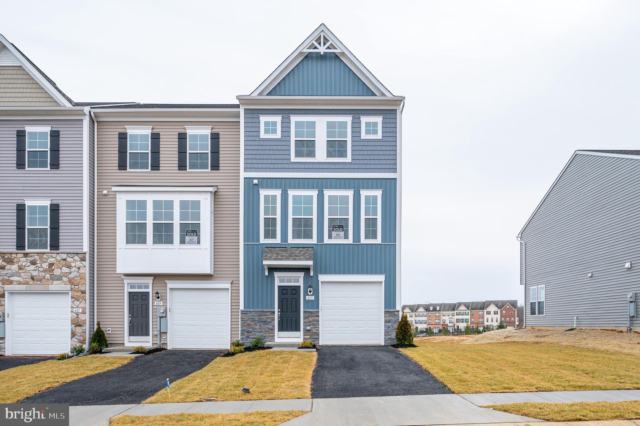 MARTINSBURG STATION - Residential Lease