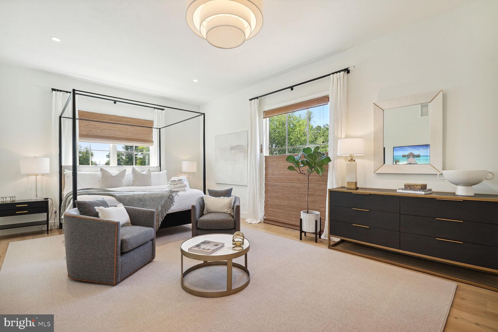 RESIDENCES AT SALAMANDER - Residential Lease