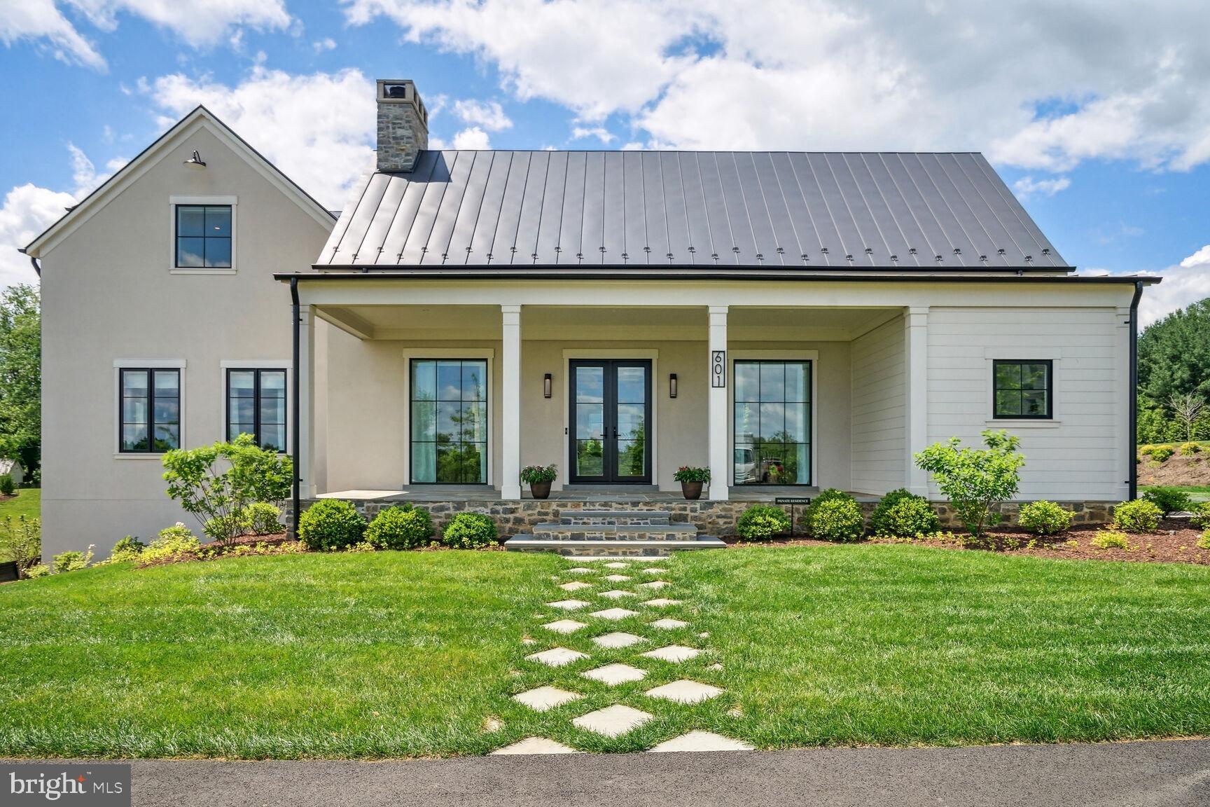 RESIDENCES AT SALAMANDER - Residential Lease