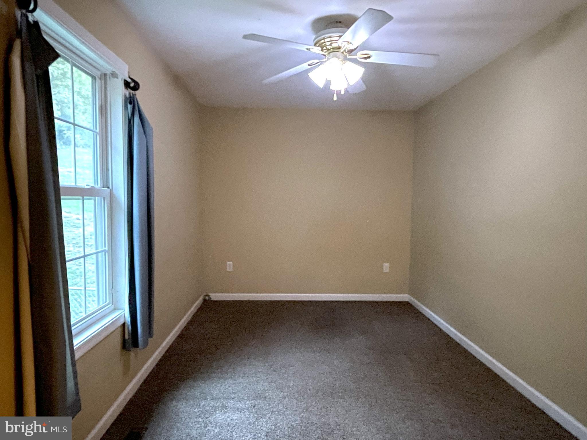 OPEQUON MEADOWS - Residential