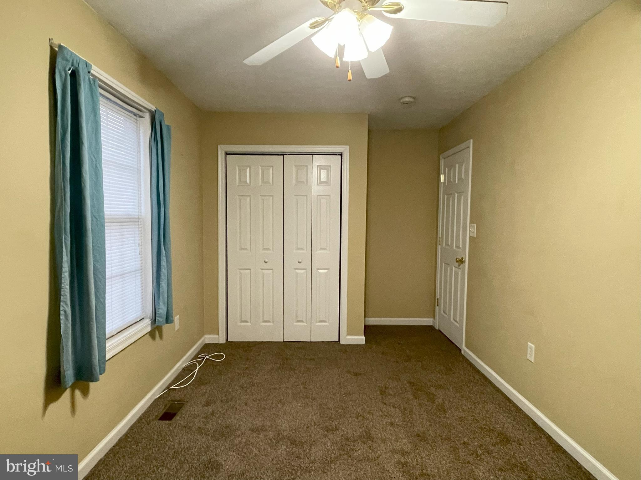 OPEQUON MEADOWS - Residential