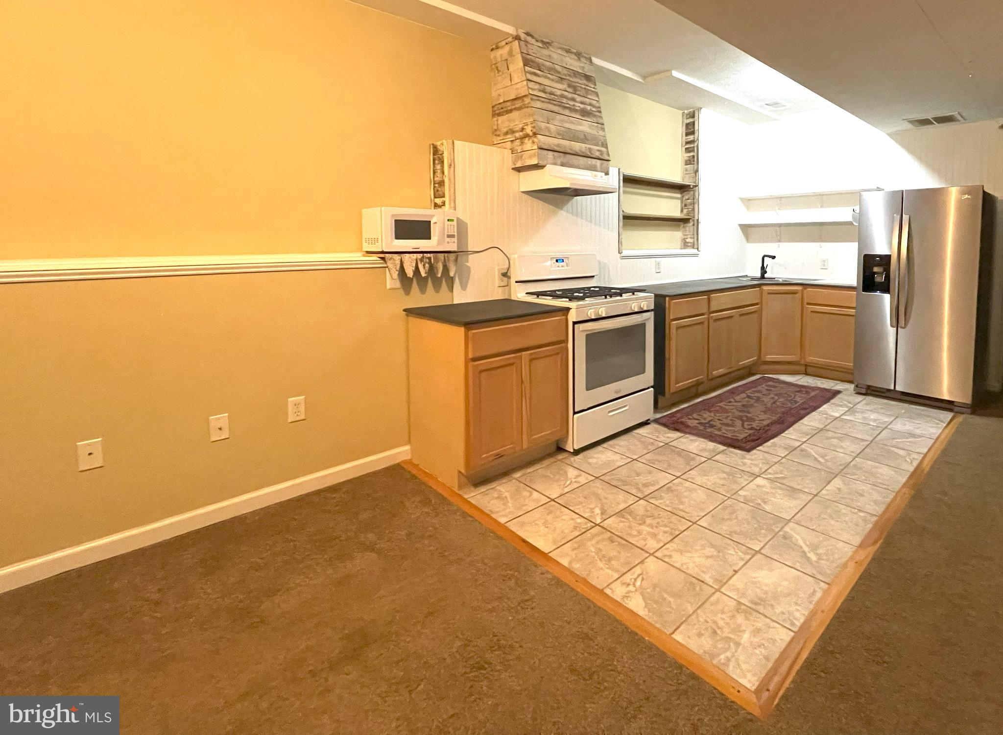 OPEQUON MEADOWS - Residential