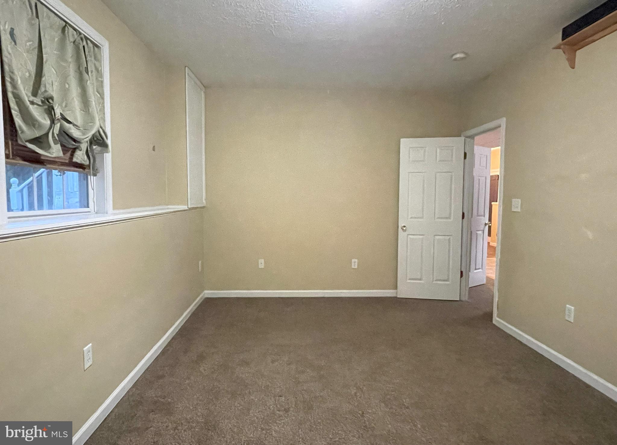 OPEQUON MEADOWS - Residential