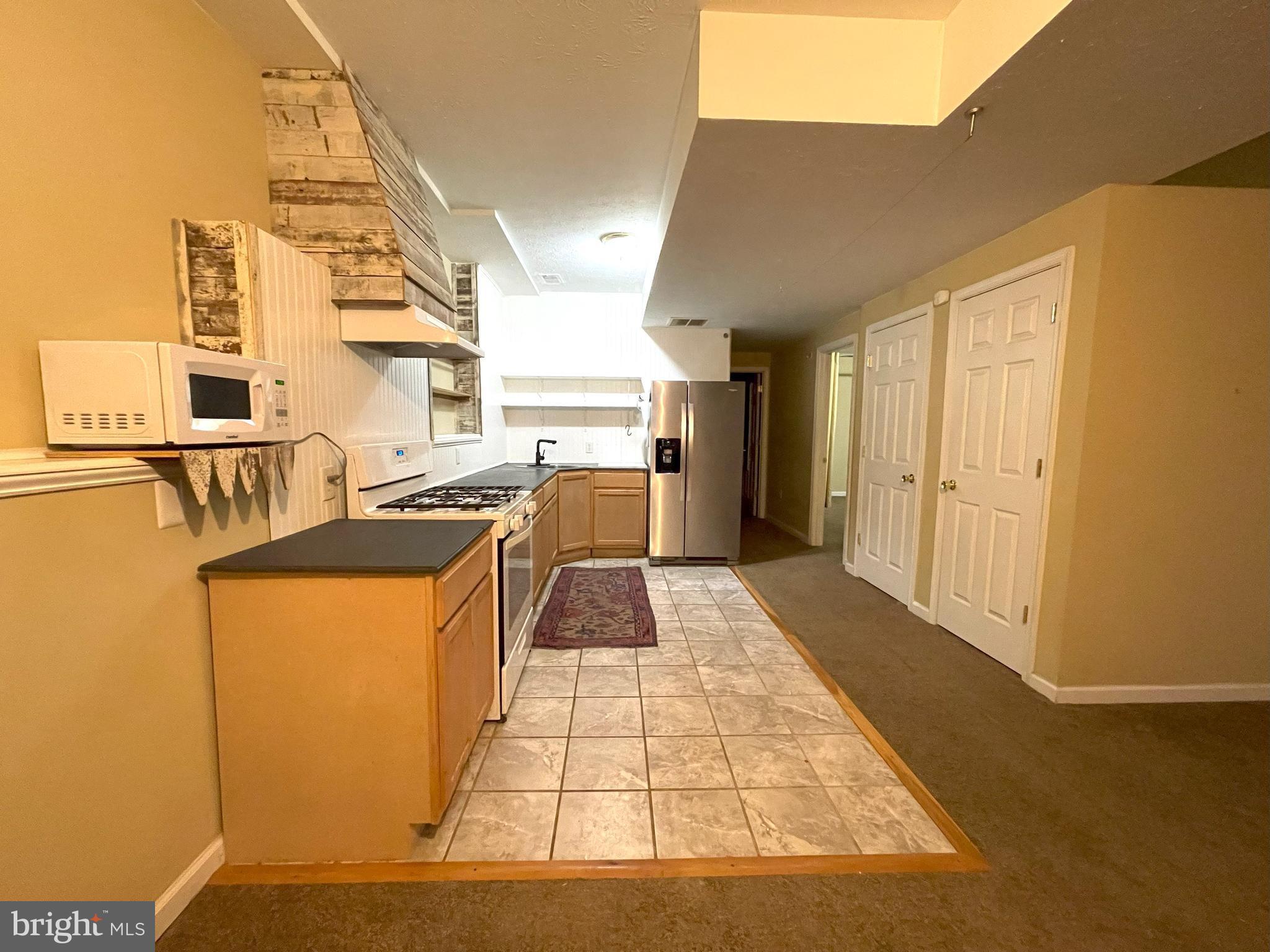 OPEQUON MEADOWS - Residential