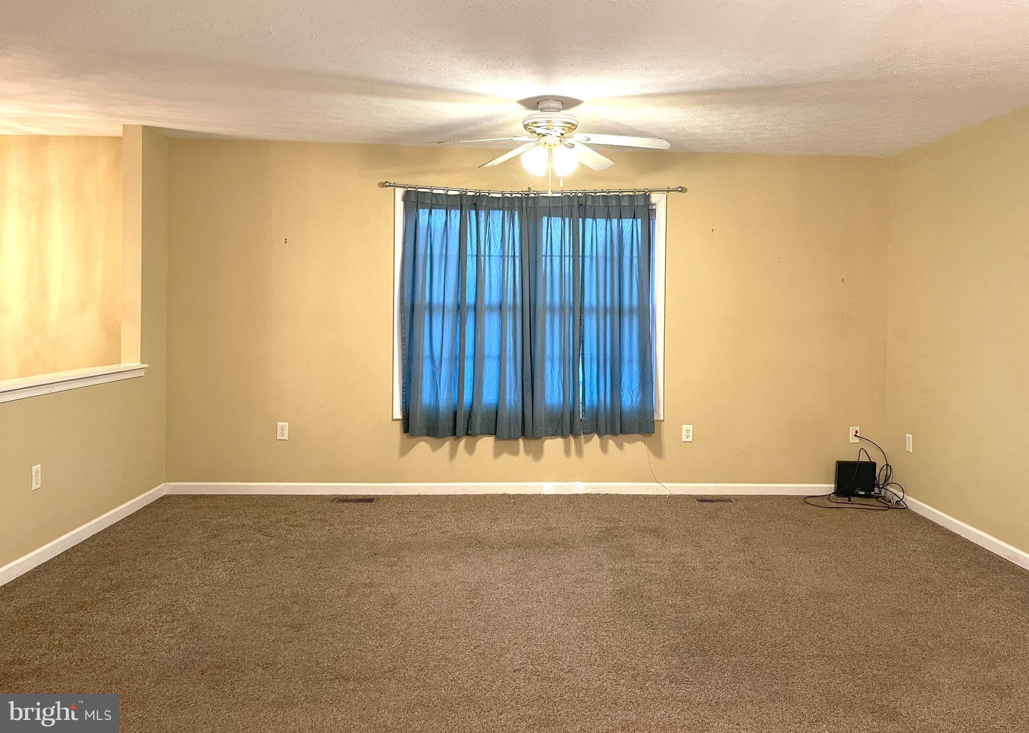 OPEQUON MEADOWS - Residential