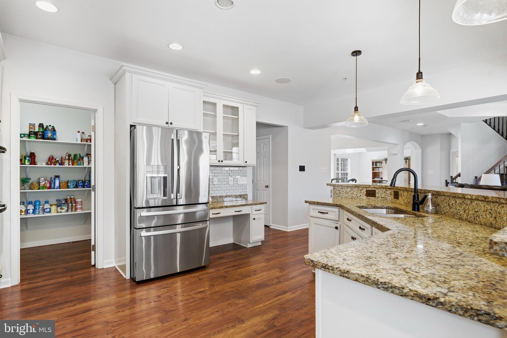 ASPEN WOODS - Residential