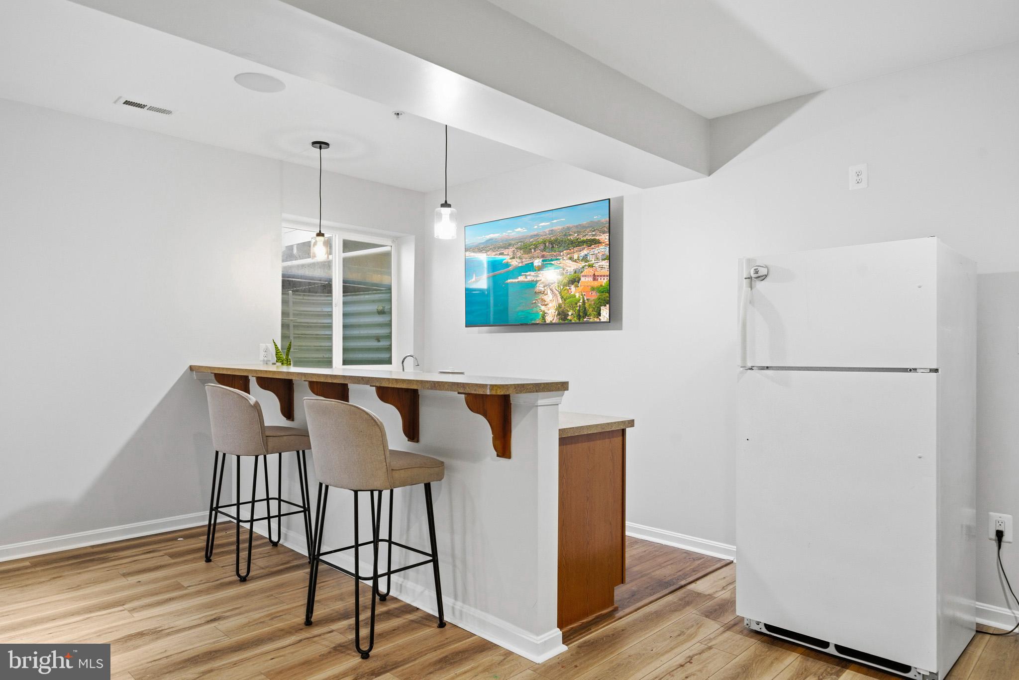 ASPEN WOODS - Residential