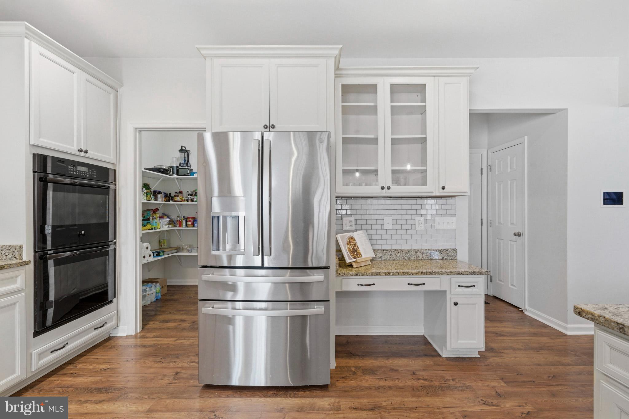 ASPEN WOODS - Residential