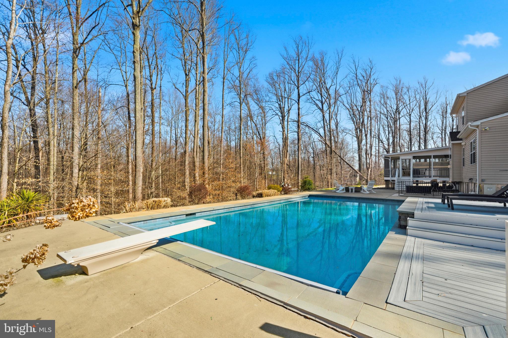 ASPEN WOODS - Residential