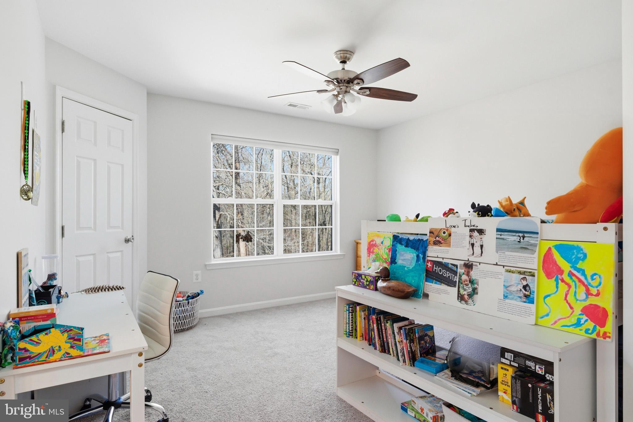 ASPEN WOODS - Residential