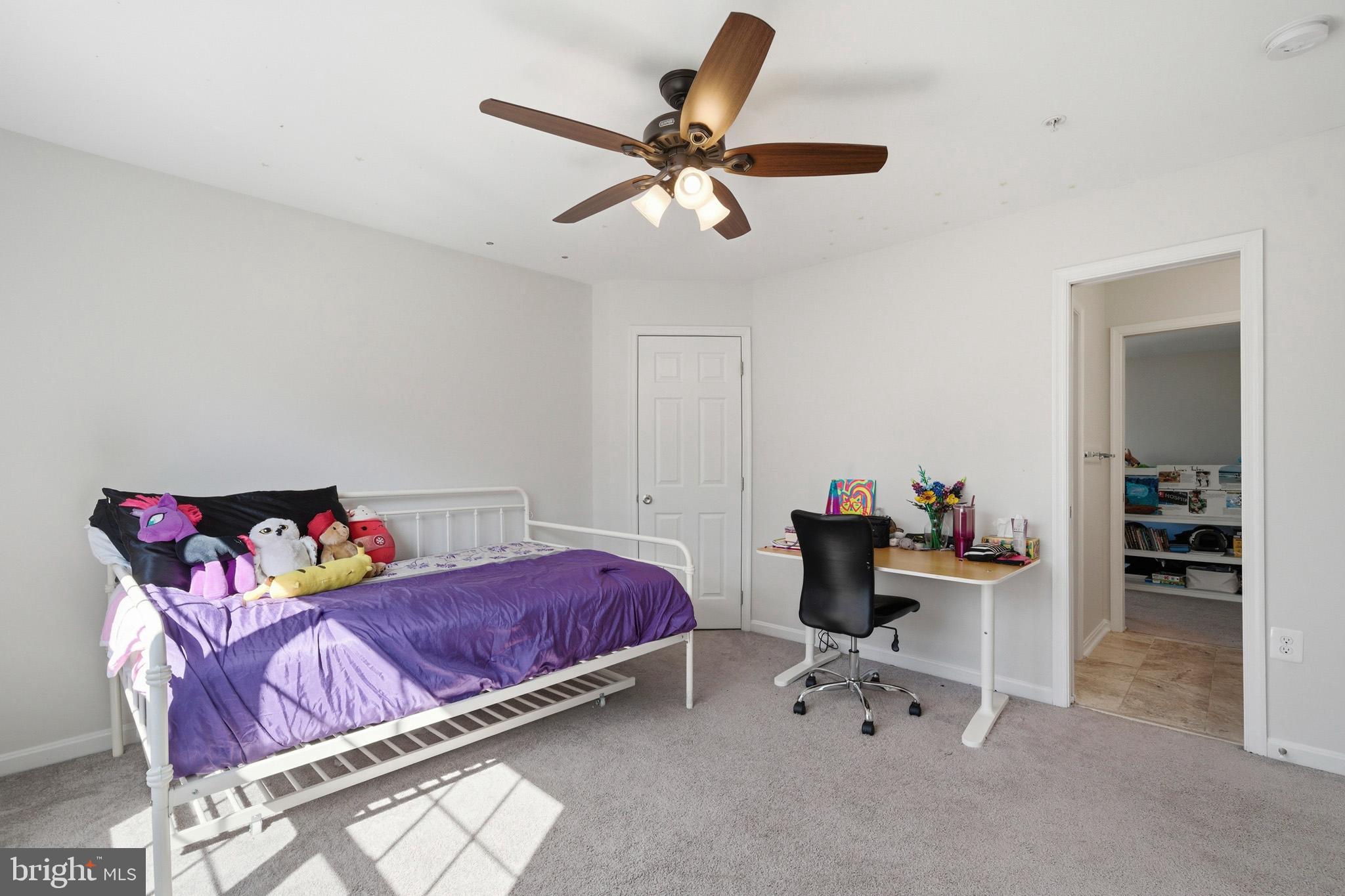 ASPEN WOODS - Residential